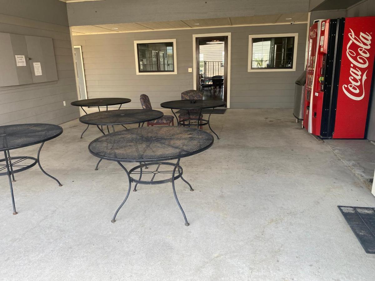Southern Inns And Suites Now Offering Rv Spaces For Rent Yorktown المظهر الخارجي الصورة