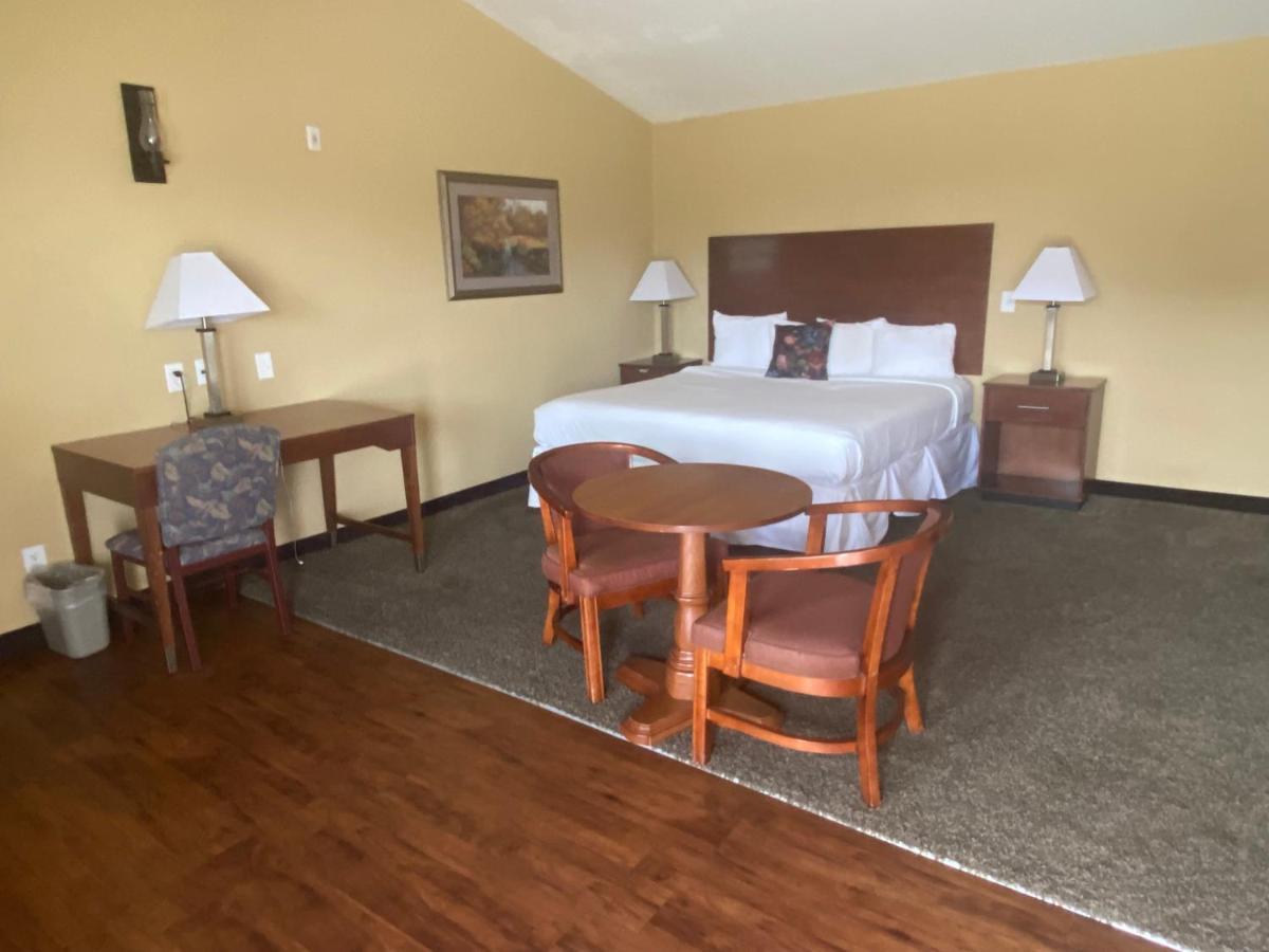 Southern Inns And Suites Now Offering Rv Spaces For Rent Yorktown المظهر الخارجي الصورة